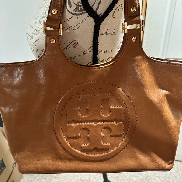 Tory Burch Tan Leather Shoulder Bag - Picture 1 of 8